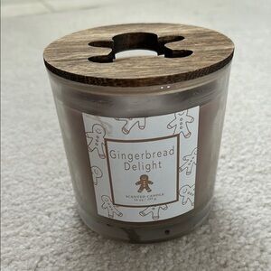 Gingerbread Delight Scented Candle